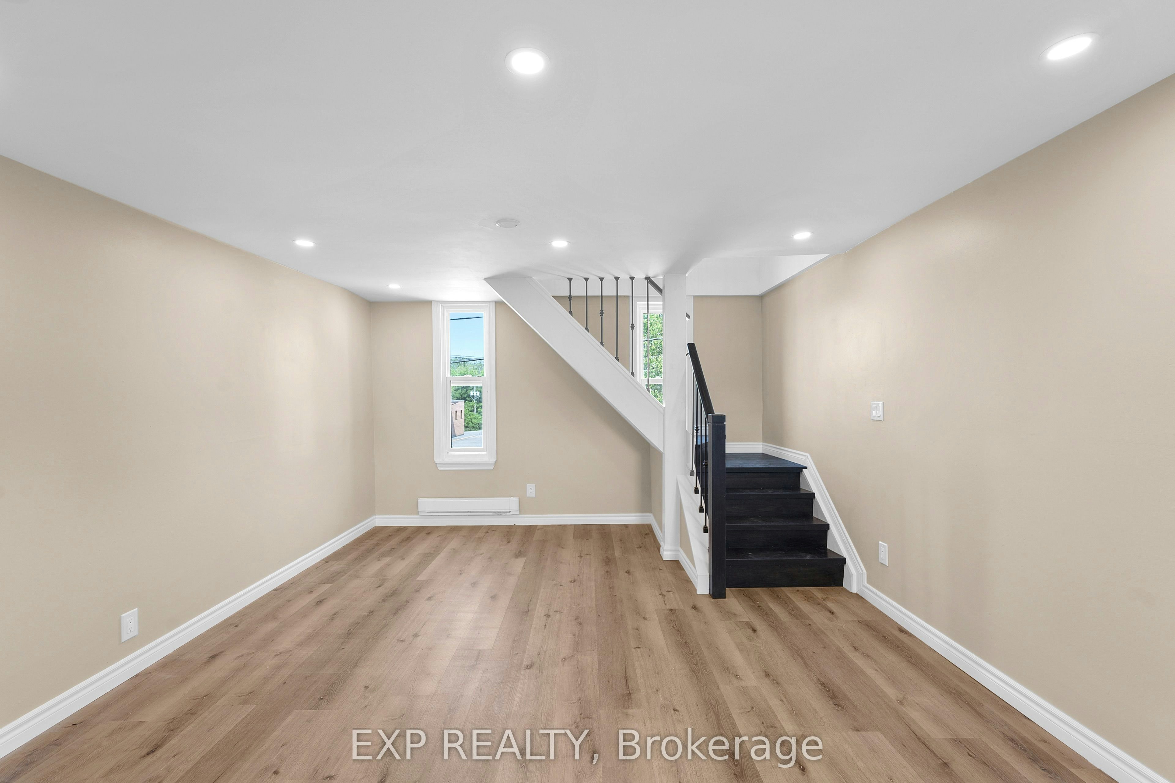 Unit 2-165 Main Street, Brighton, ON, K0K 1H0 - 3