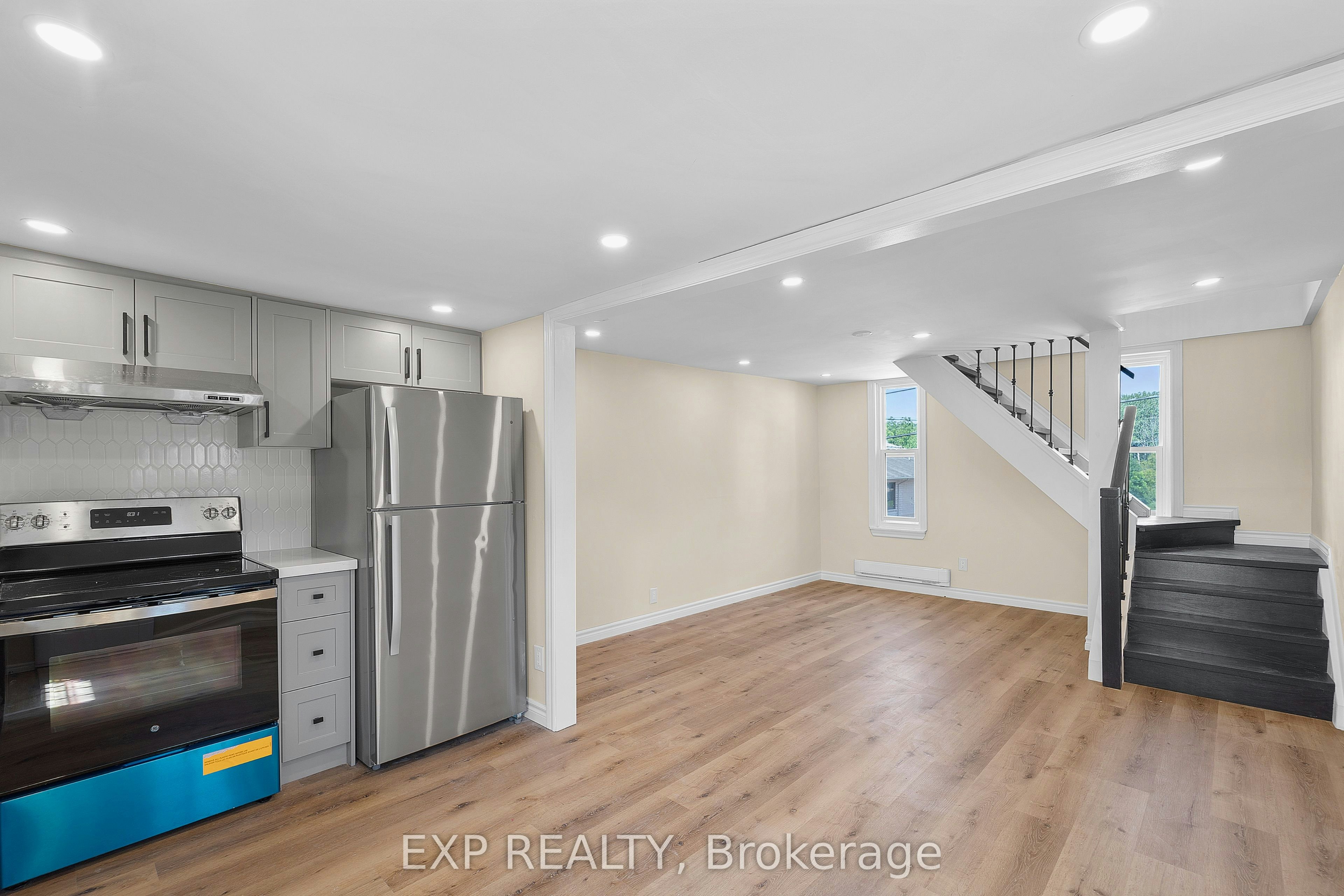Unit 2-165 Main Street, Brighton, ON, K0K 1H0 - 2