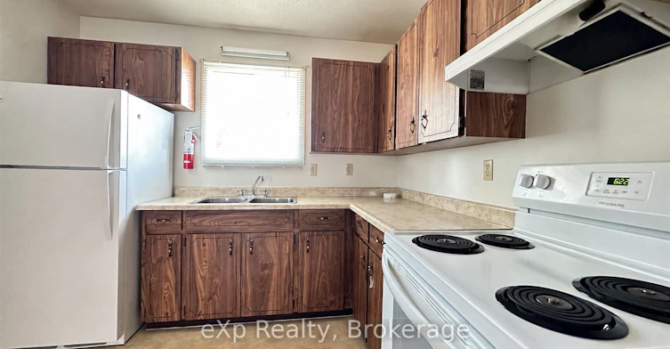 Unit 1-91 Herman Street, Quinte West, ON, K8V 6L1 - 4