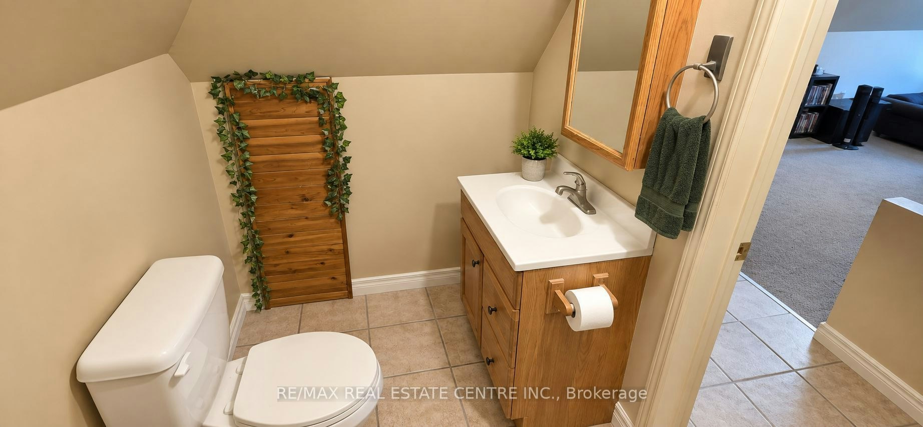 Upper Loft-267 Aberdeen Avenue, Hamilton, ON, L8P 2R2 - 10