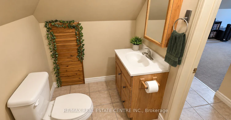 Upper Loft-267 Aberdeen Avenue, Hamilton, ON, L8P 2R2 - 10