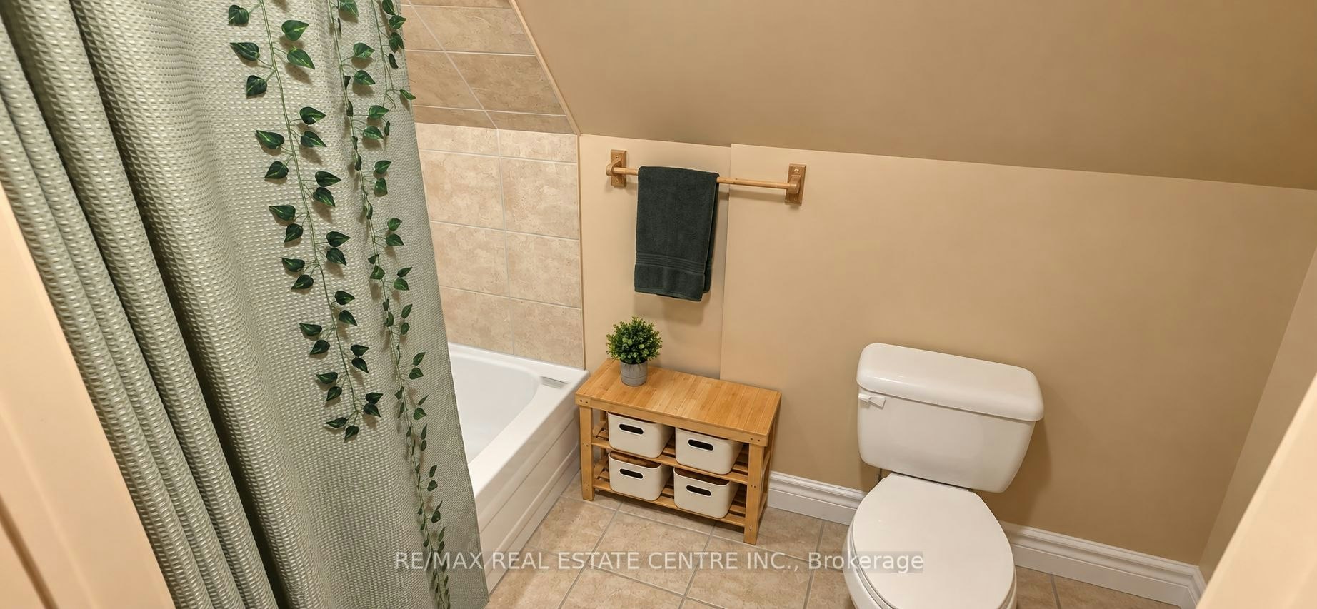 Upper Loft-267 Aberdeen Avenue, Hamilton, ON, L8P 2R2 - 9