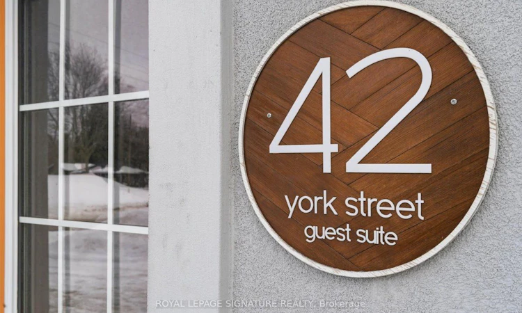 42 York Street
