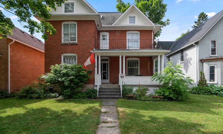 317 Main Street E