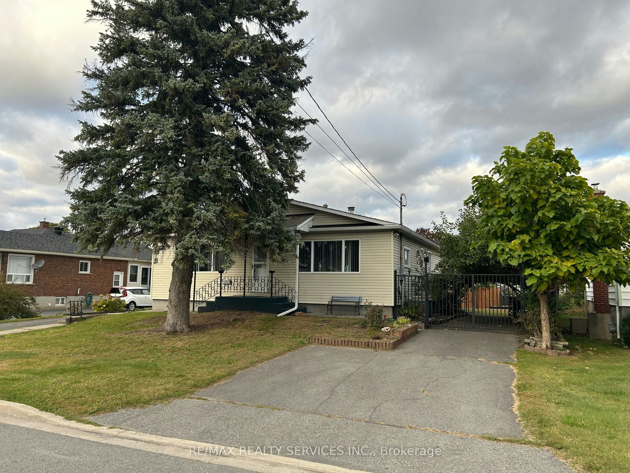 1207 Henry Street, Cornwall, ON, K6J 5A5