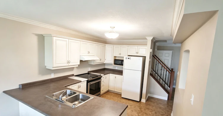 898 Blythwood Road, London, ON, N6H 5V2 - 2