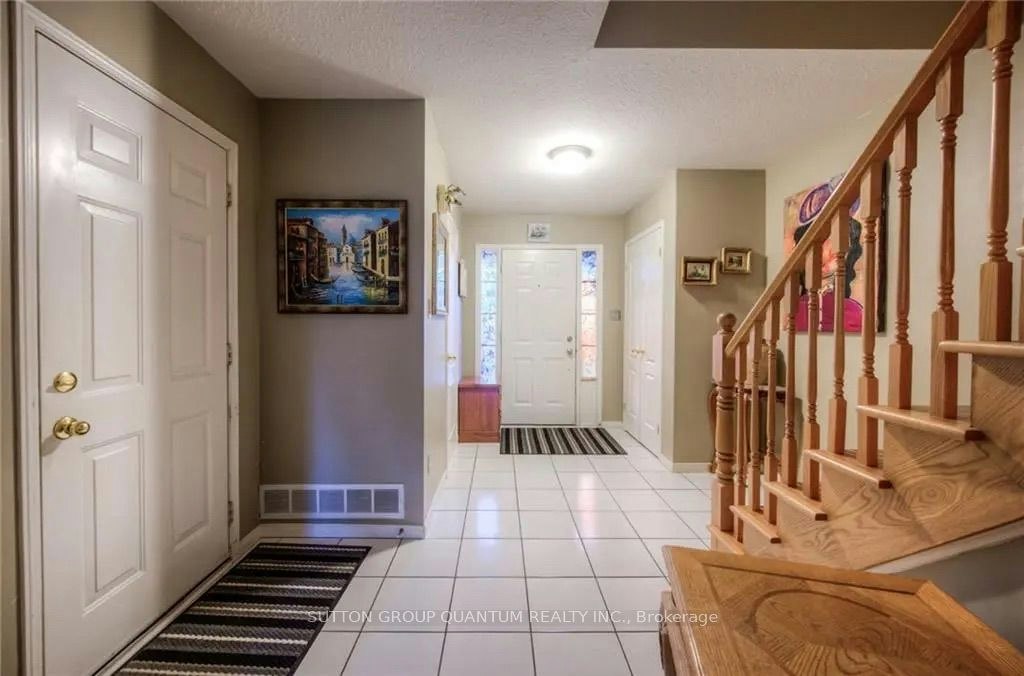 99 Foxborough Drive, Hamilton, ON, L9G 4Z1 - 5