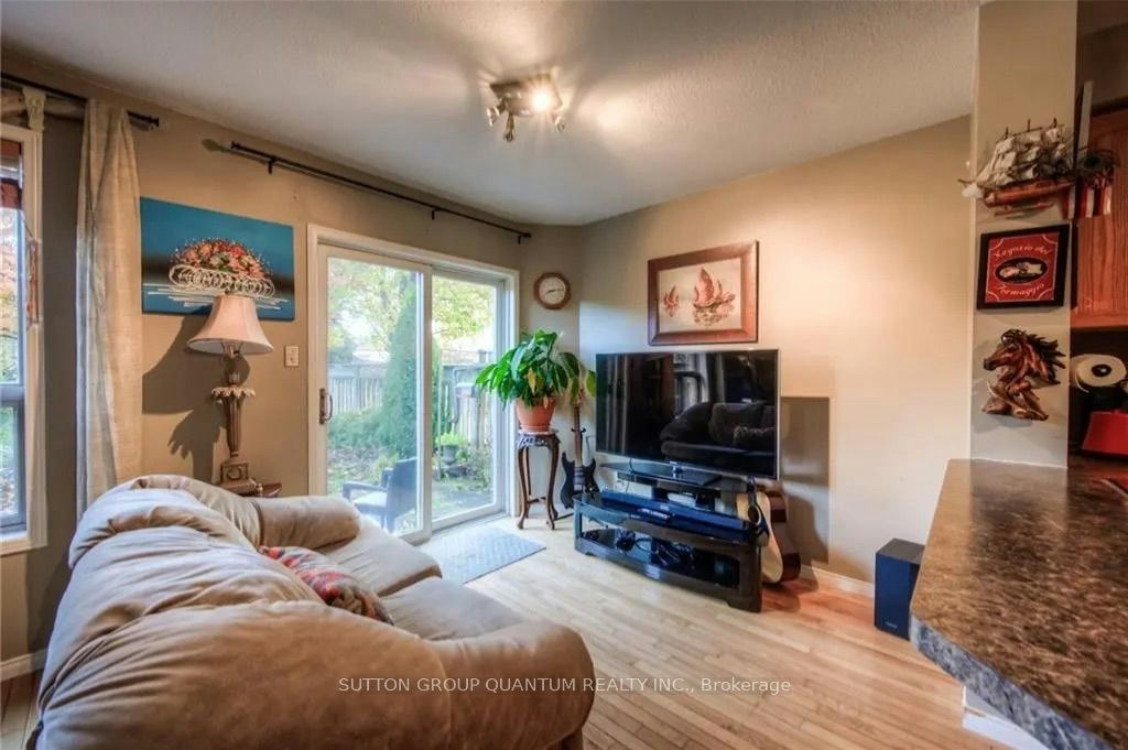 99 Foxborough Drive, Hamilton, ON, L9G 4Z1 - 11