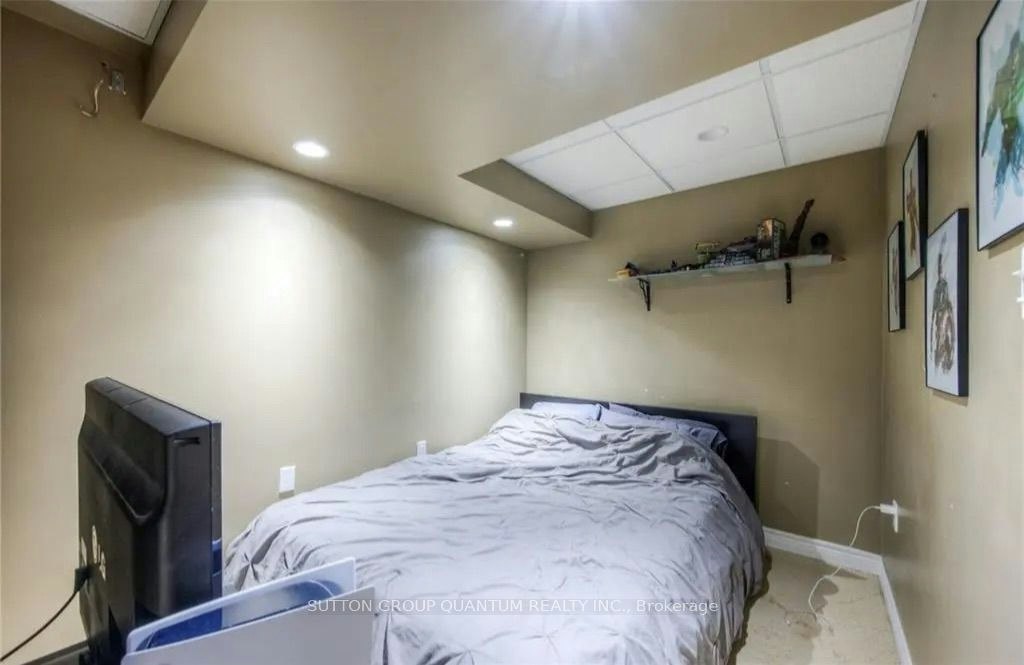 99 Foxborough Drive, Hamilton, ON, L9G 4Z1 - 25