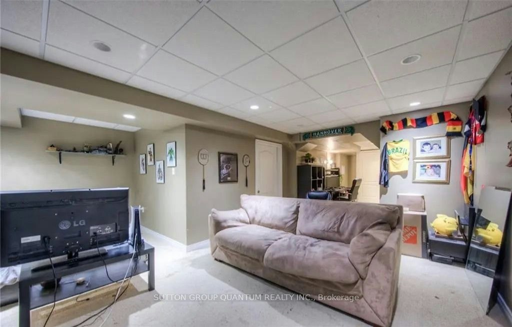 99 Foxborough Drive, Hamilton, ON, L9G 4Z1 - 24