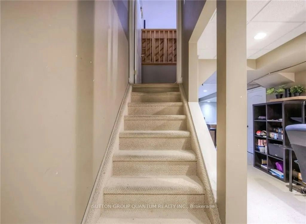 99 Foxborough Drive, Hamilton, ON, L9G 4Z1 - 22