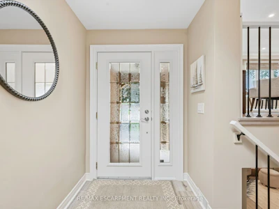 39 Rosemount Avenue - 5