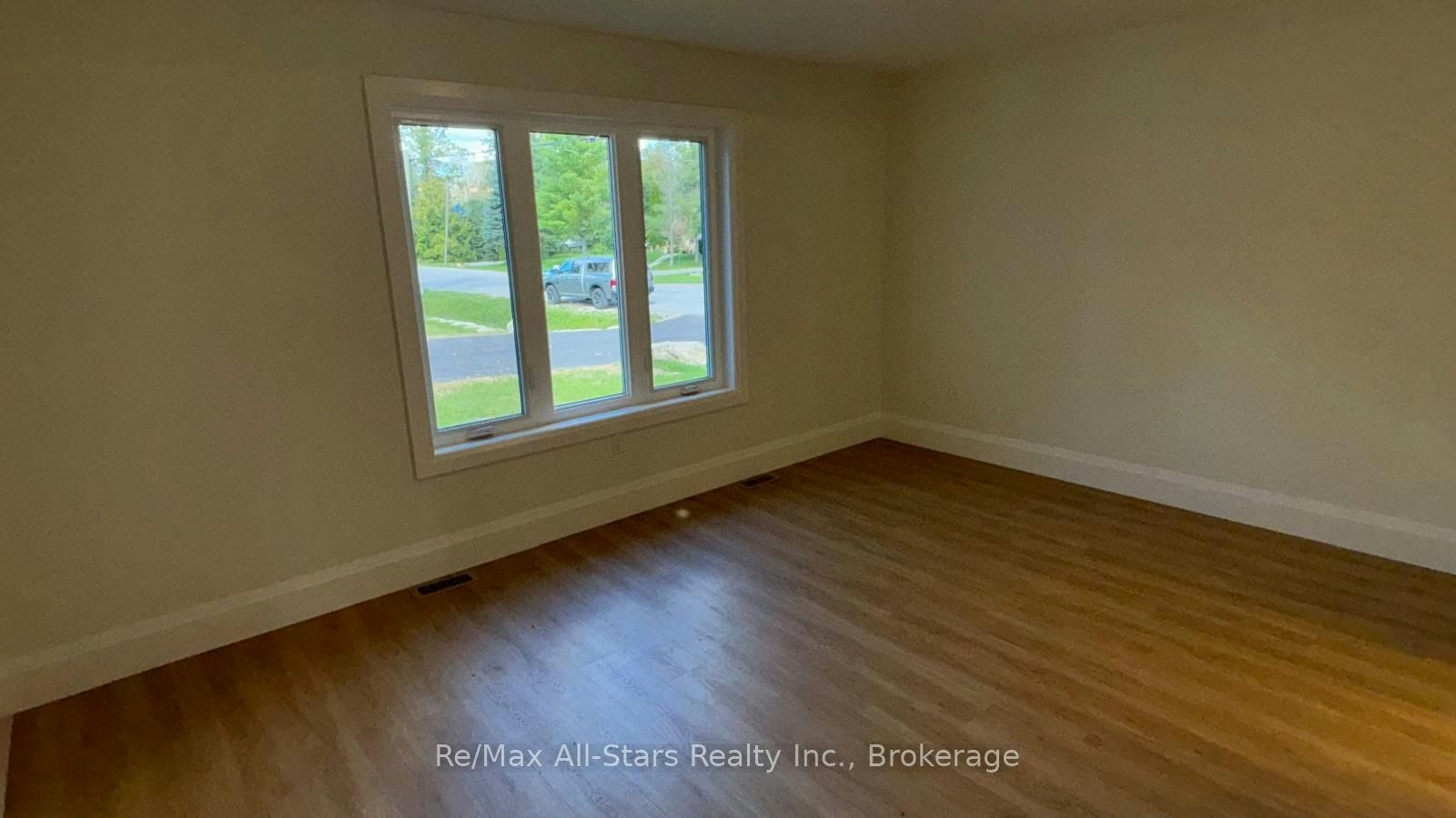 A-191 Front Street W, Kawartha Lakes, ON, K0M 1A0 - 9