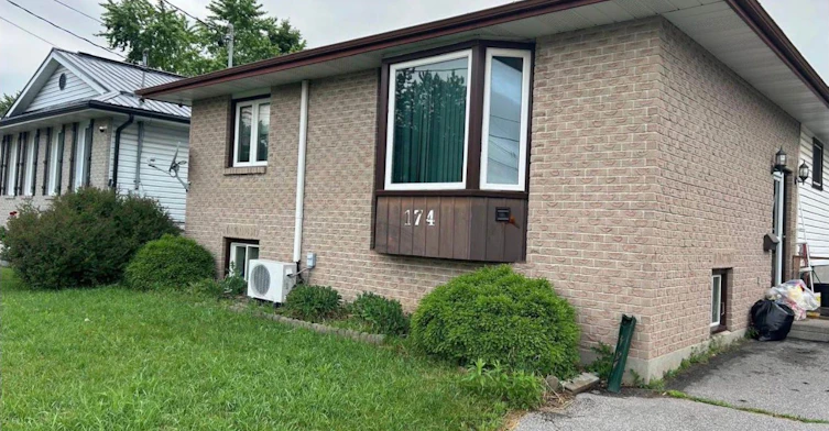 Main-174 Colborne Street, Kawartha Lakes, ON, K9V 6A1