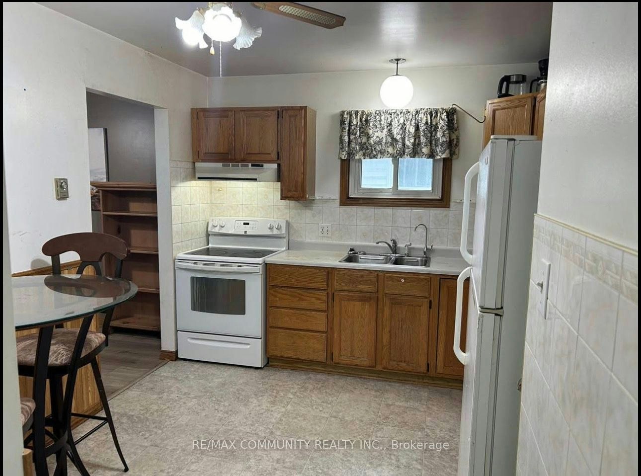 Main-174 Colborne Street, Kawartha Lakes, ON, K9V 6A1 - 5