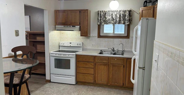 Main-174 Colborne Street, Kawartha Lakes, ON, K9V 6A1 - 5