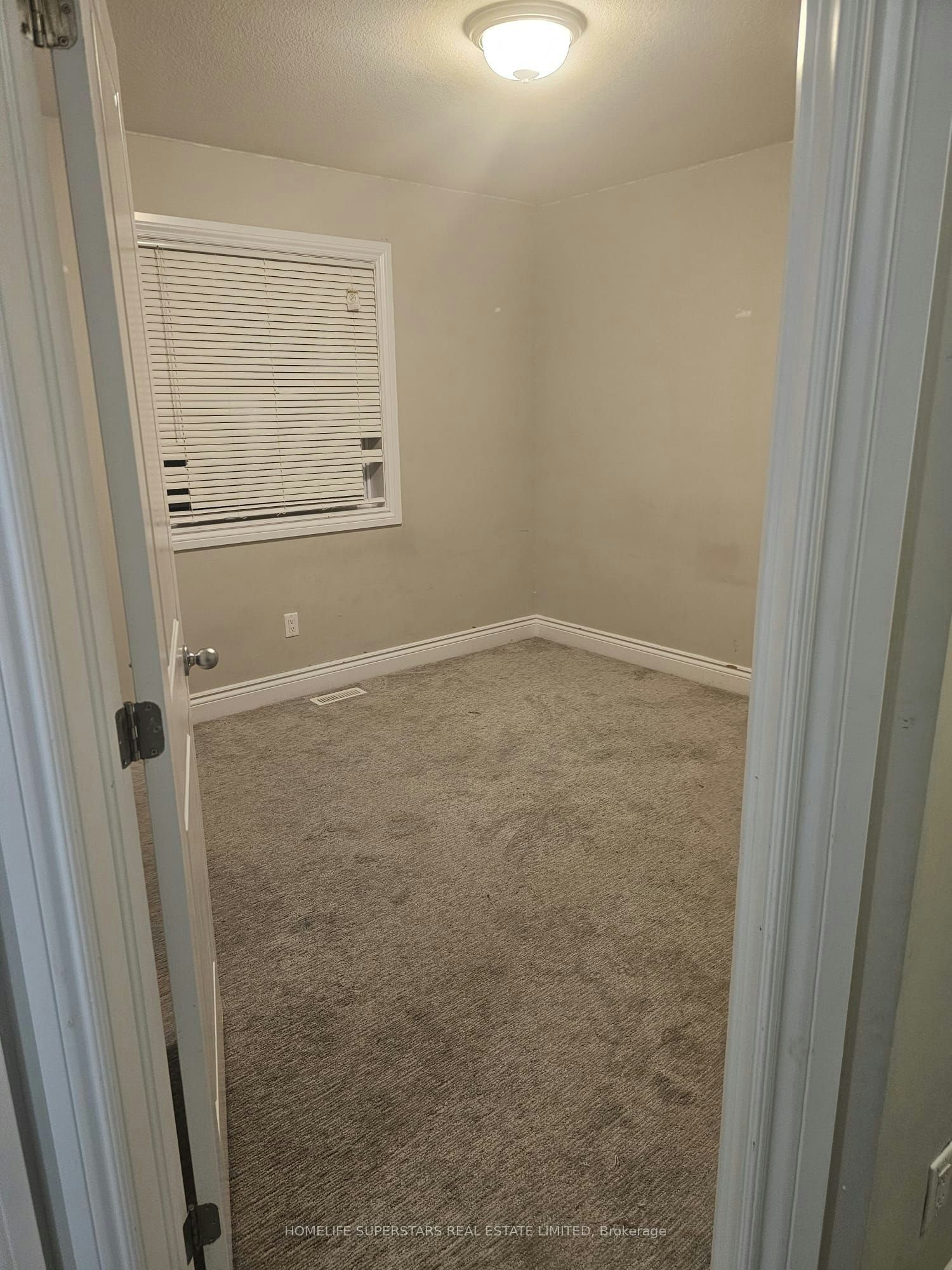 2320 Constance Avenue, London, ON, N6M 0G5 - 3