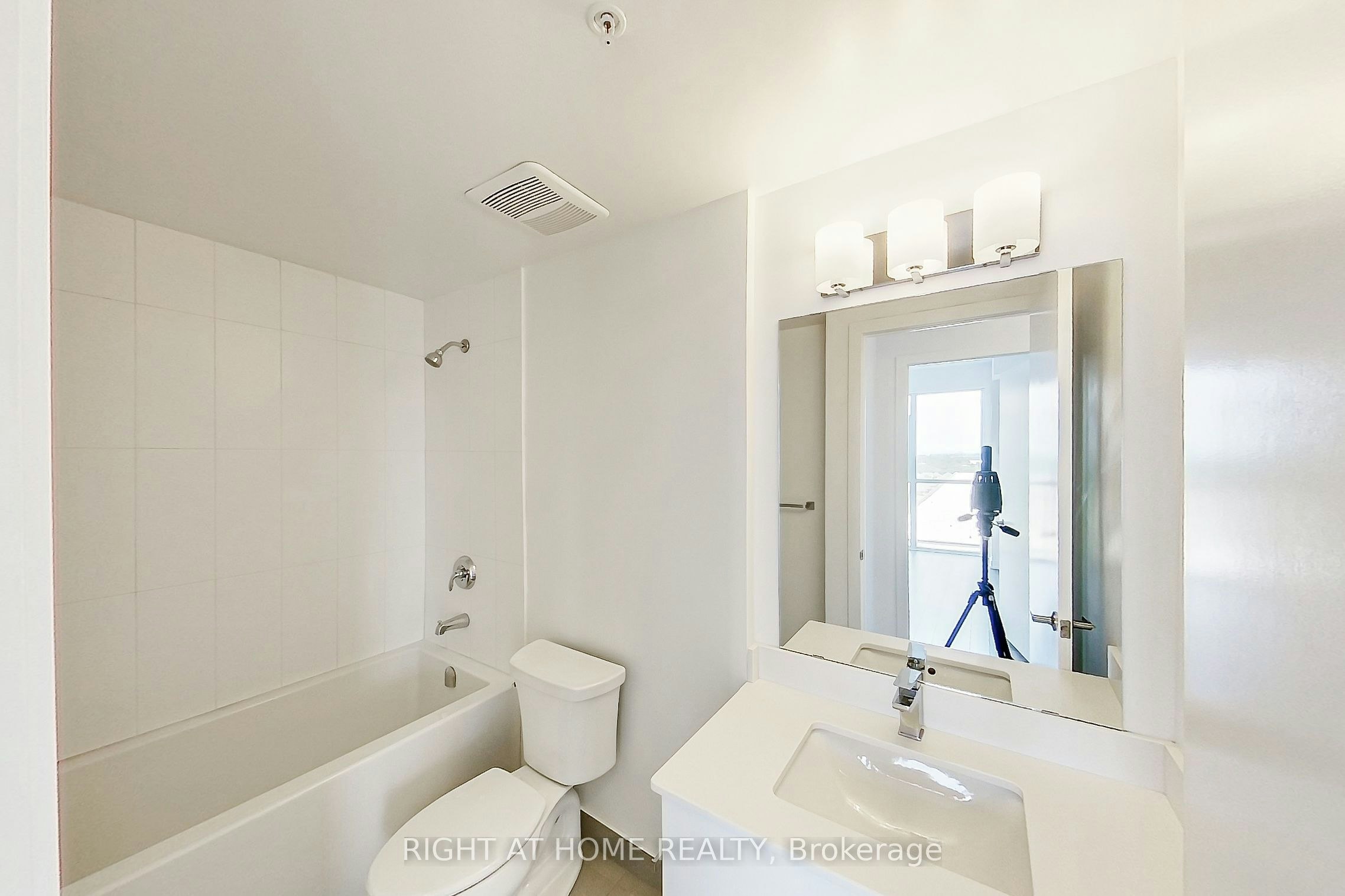 1101-550 North Service Road, Grimsby, ON, L3M 0H9 - 17