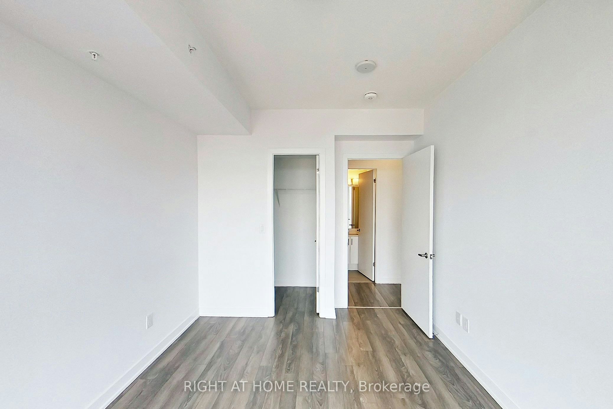 1101-550 North Service Road, Grimsby, ON, L3M 0H9 - 16