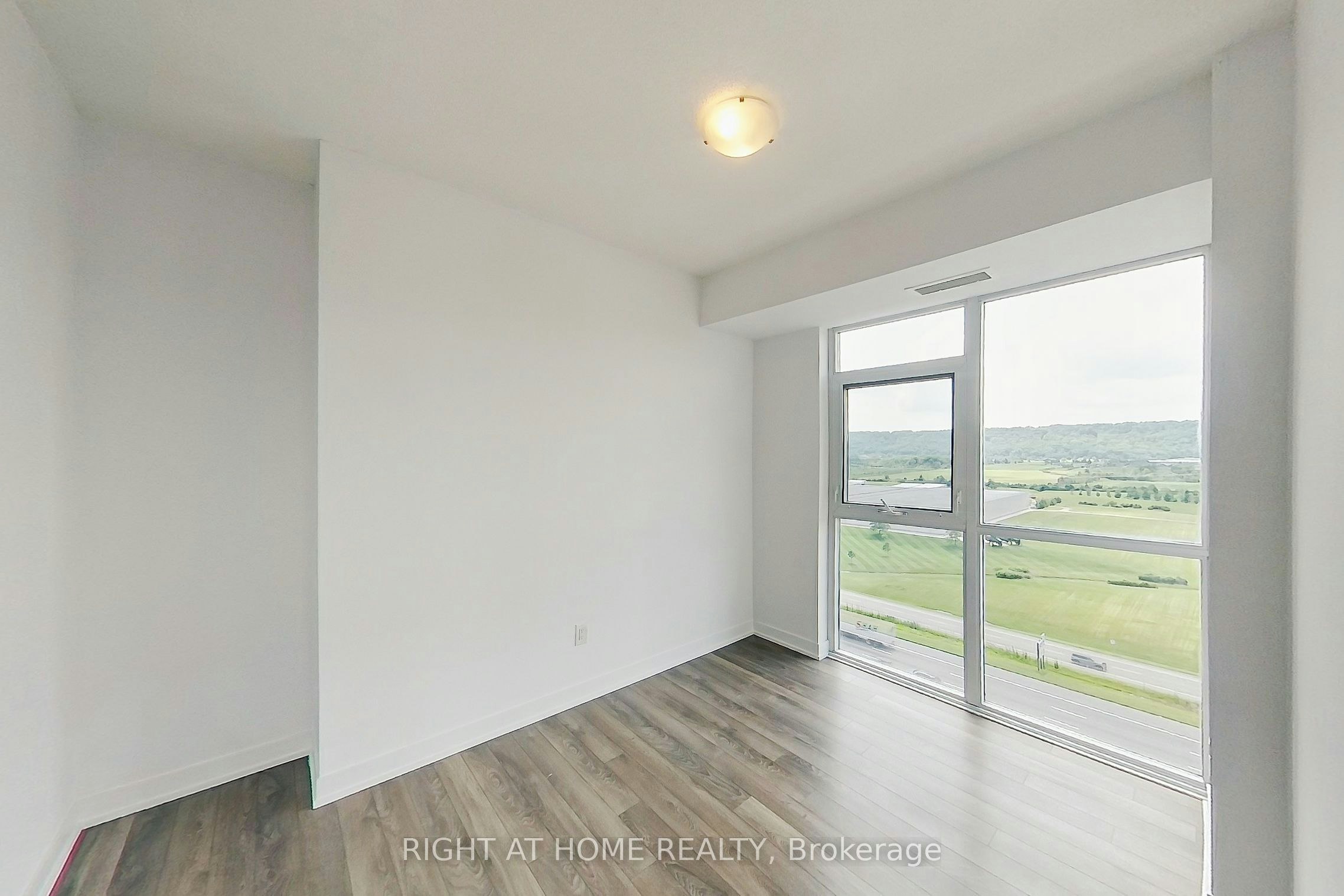 1101-550 North Service Road, Grimsby, ON, L3M 0H9 - 13