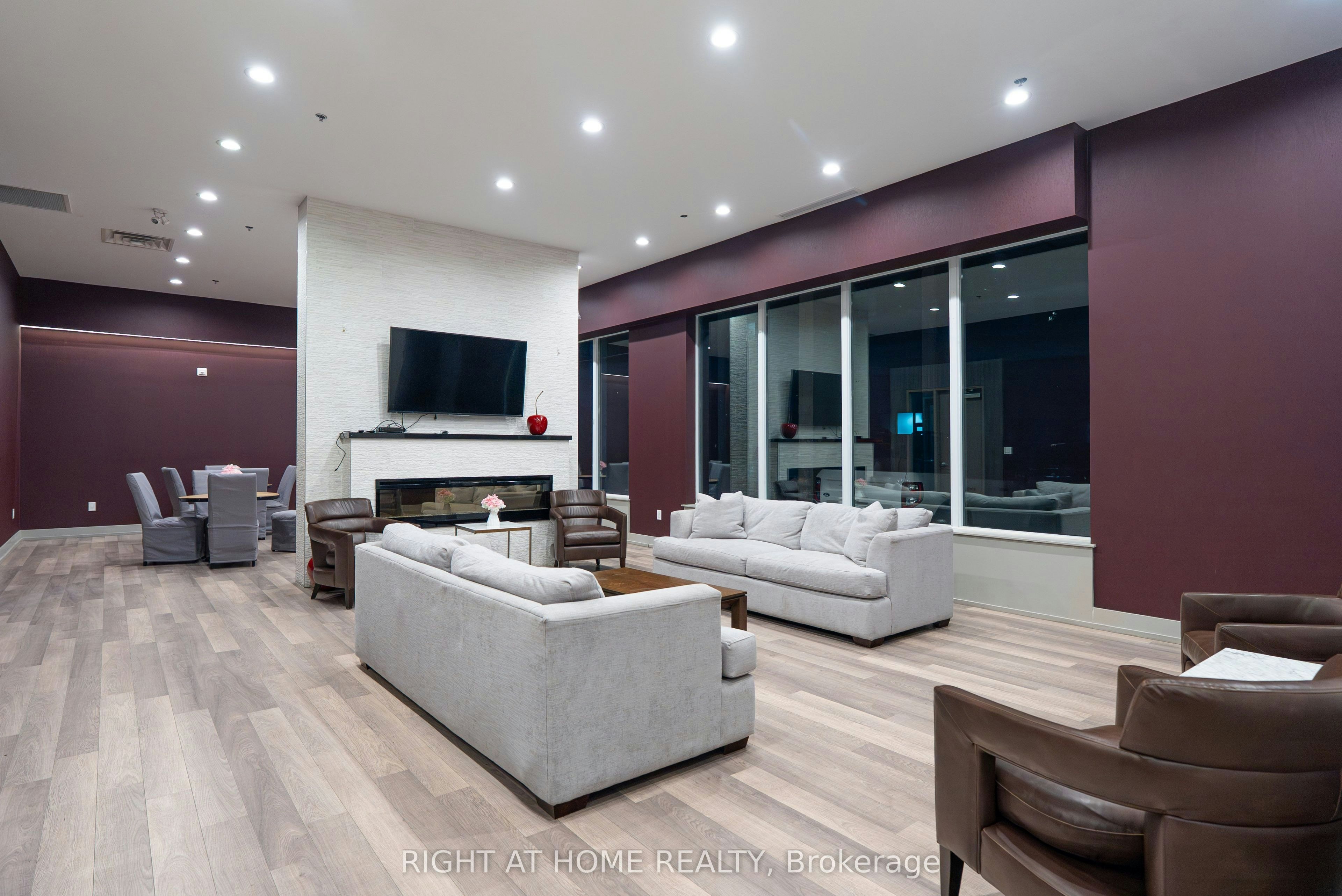 1101-550 North Service Road, Grimsby, ON, L3M 0H9 - 26
