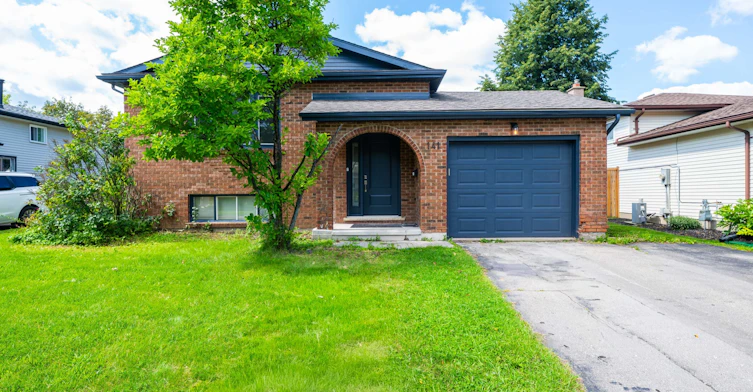 141 Cedar Crest Street, Kitchener, ON, N2N 2A6