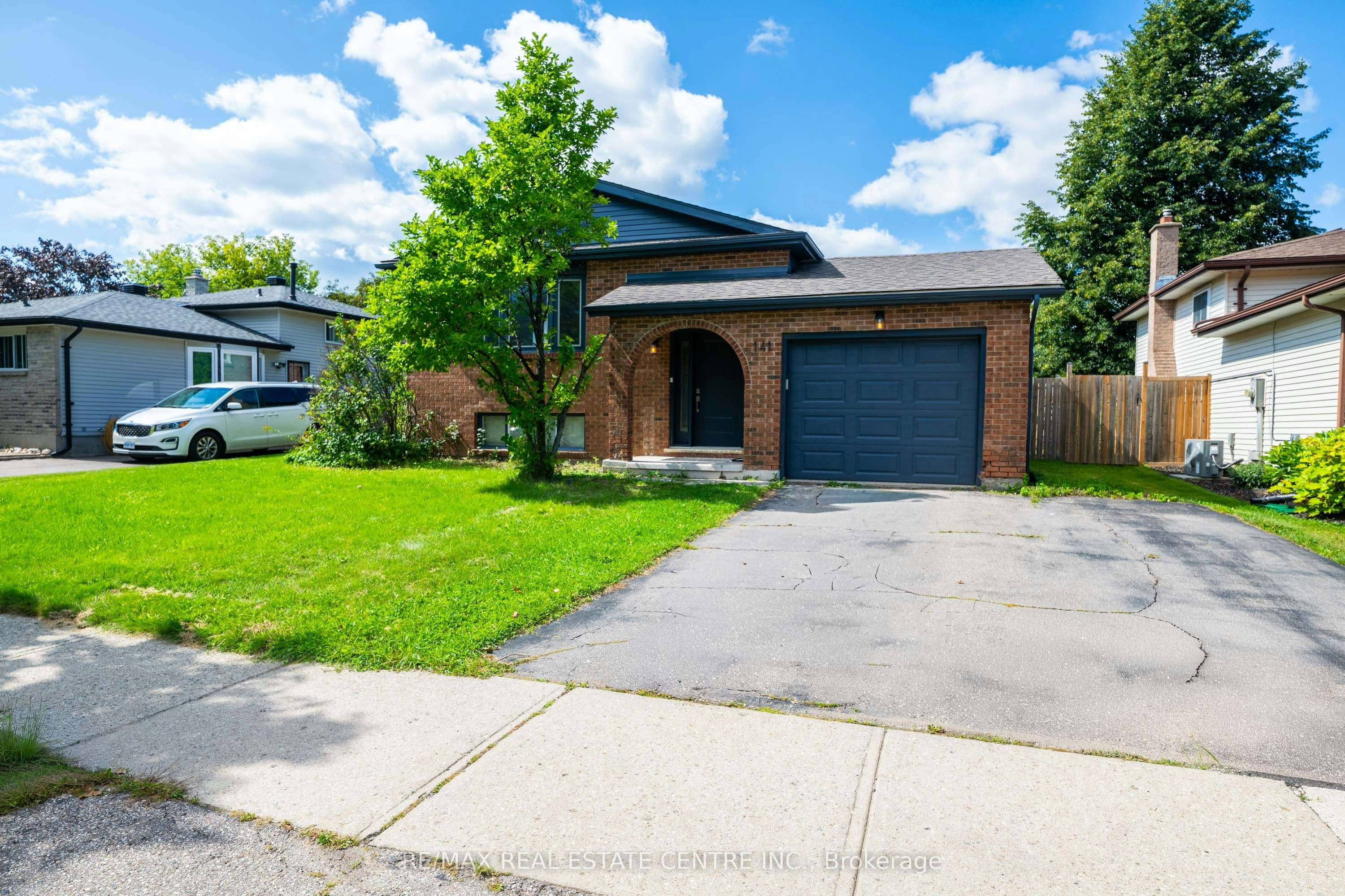 141 Cedar Crest Street, Kitchener, ON, N2N 2A6 - 2