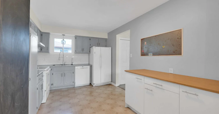 141 Cedar Crest Street, Kitchener, ON, N2N 2A6 - 9