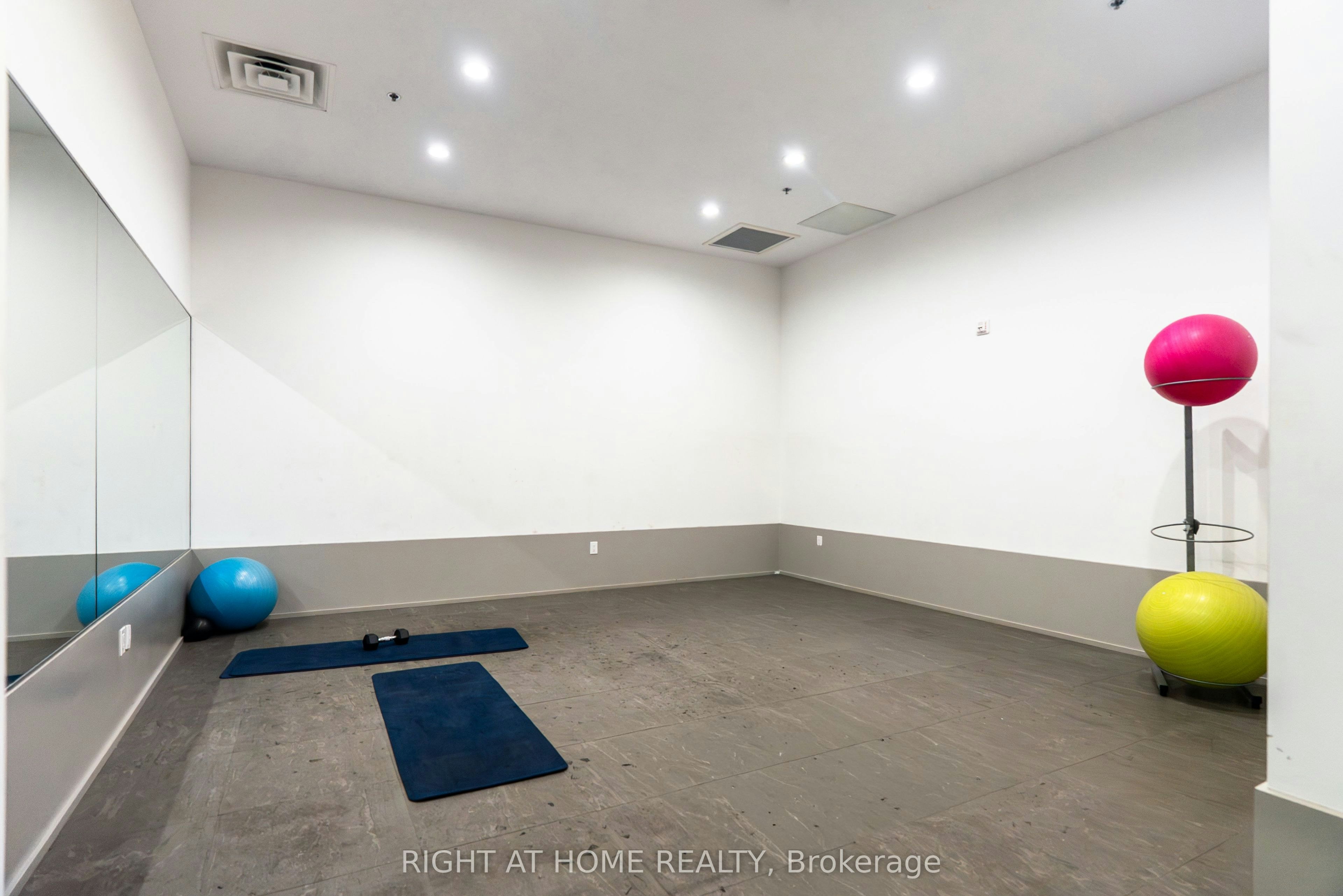 1208-550 North Service Road, Grimsby, ON, L3M 0H9 - 23
