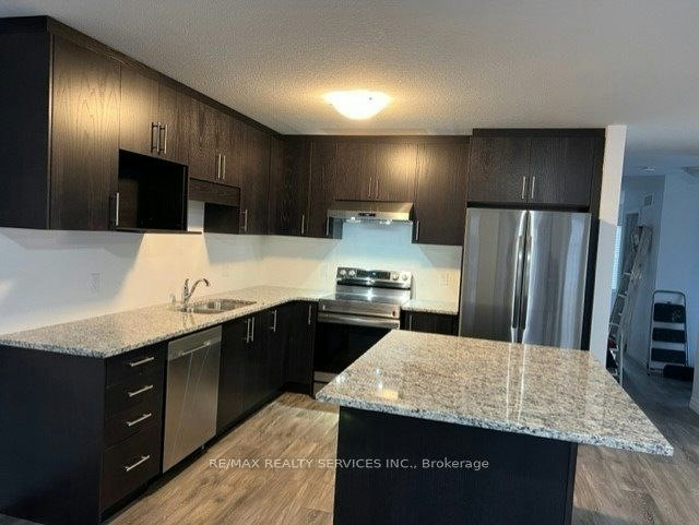18 Roper Place, Kitchener, ON, N2R 1R2 - 3