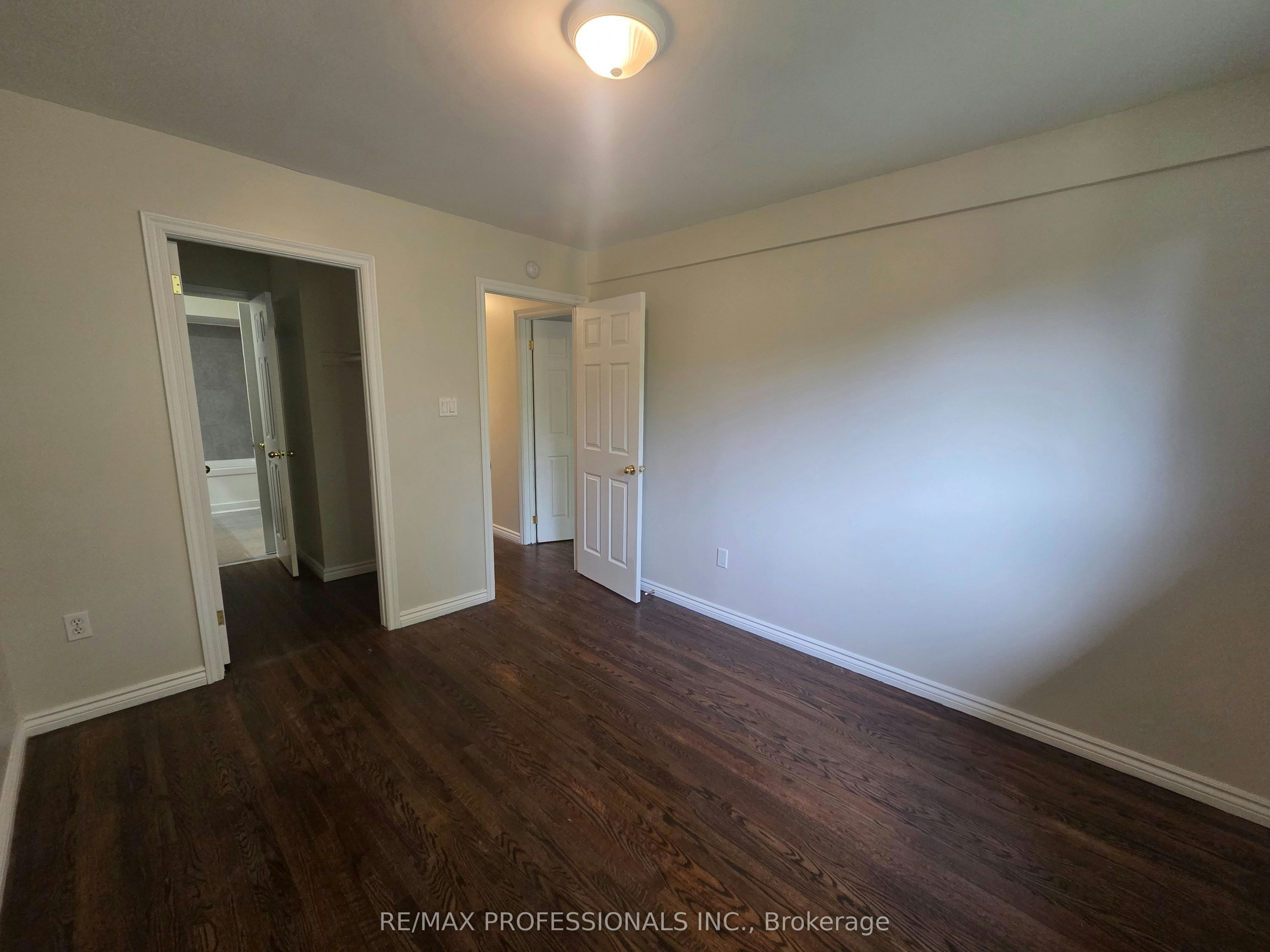 UPPER-881 Lawrence Road, Hamilton, ON, L8K 2A4 - 16