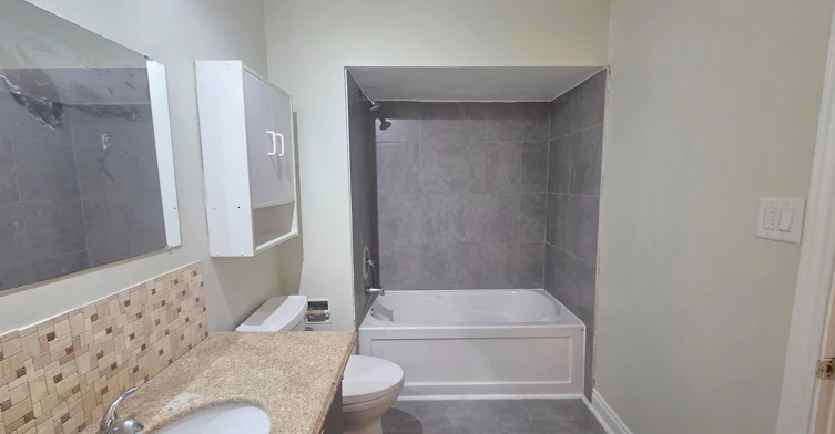 UPPER-881 Lawrence Road, Hamilton, ON, L8K 2A4 - 20