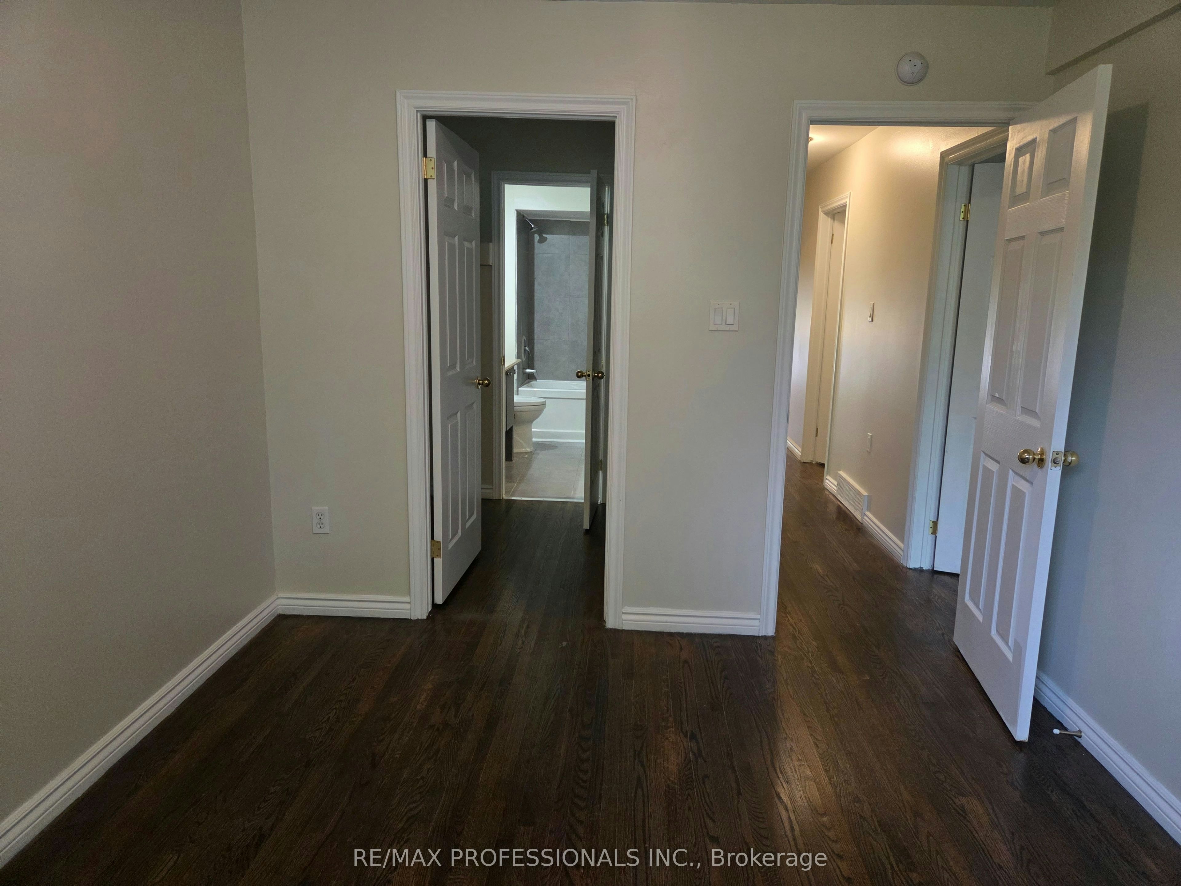 UPPER-881 Lawrence Road, Hamilton, ON, L8K 2A4 - 15