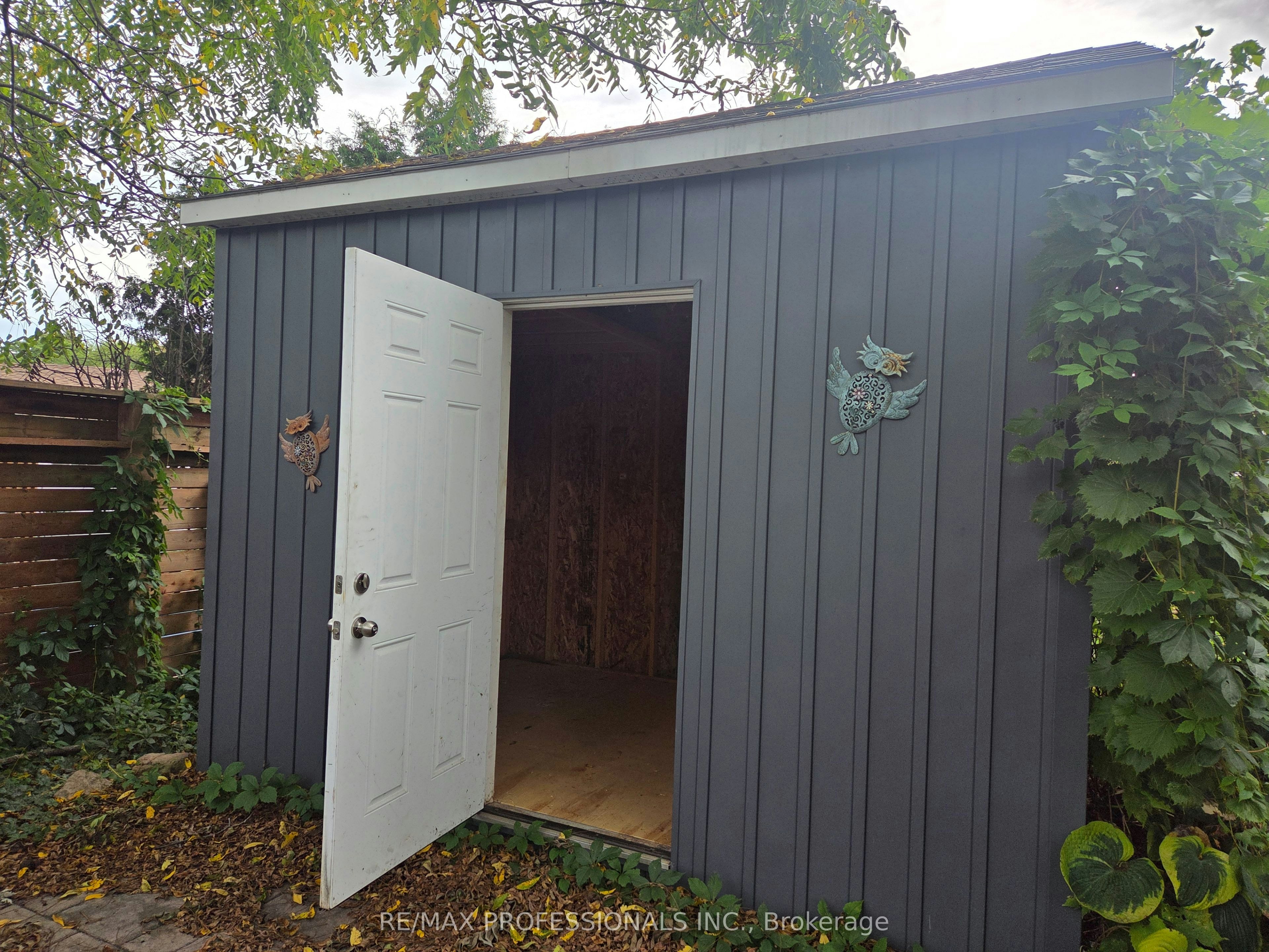 UPPER-881 Lawrence Road, Hamilton, ON, L8K 2A4 - 24