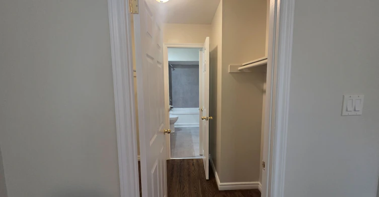 UPPER-881 Lawrence Road, Hamilton, ON, L8K 2A4 - 18