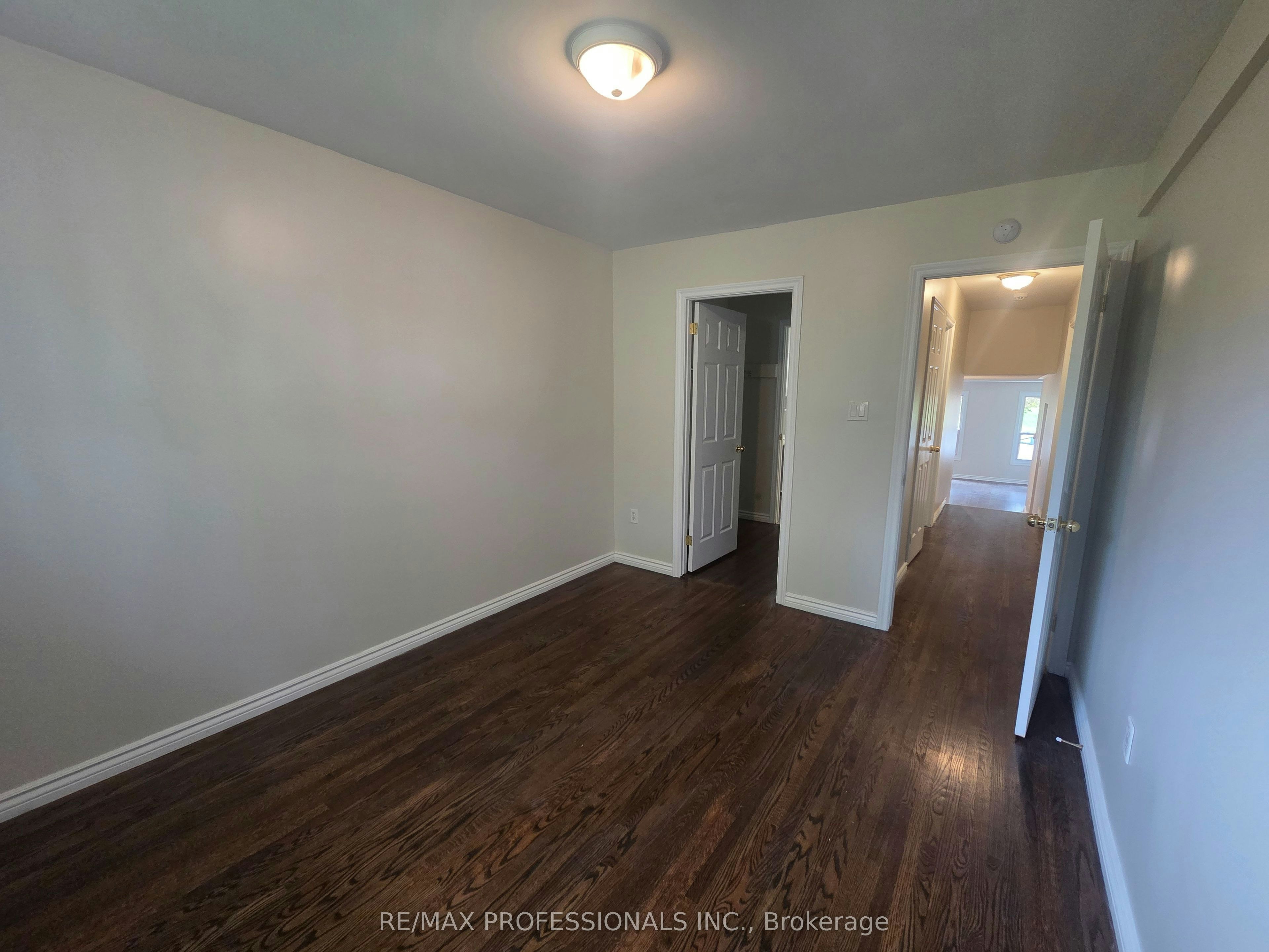UPPER-881 Lawrence Road, Hamilton, ON, L8K 2A4 - 14