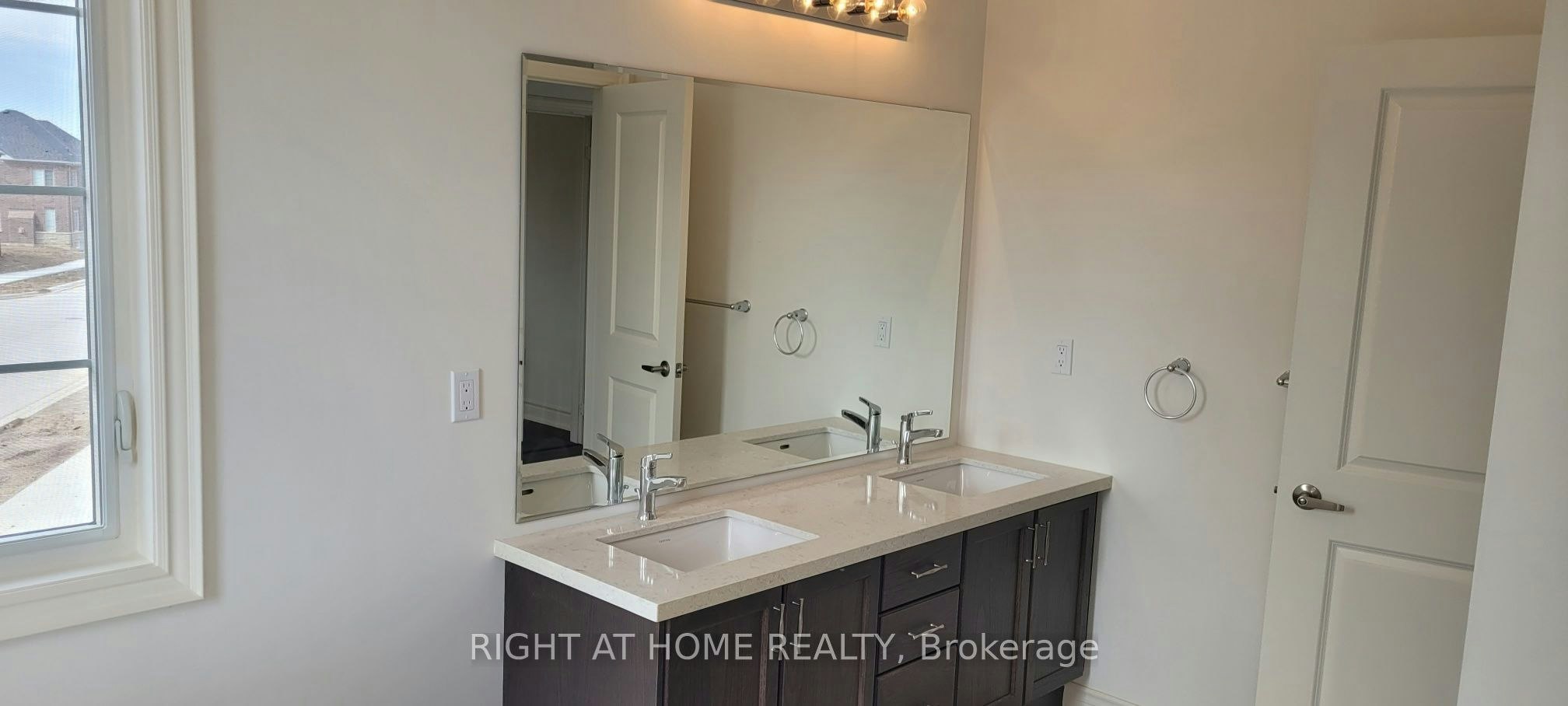 184 Granite Ridge Trail, Hamilton, ON, L8B 1Z1 - 11