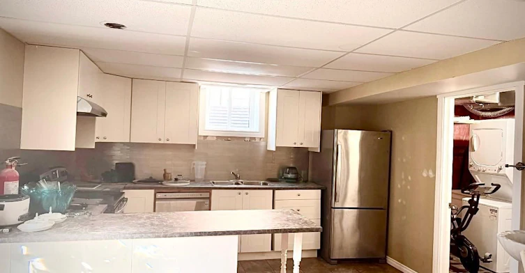 Basement-85 Roselawn Crescent, Welland, ON, L3C 0C3 - 3