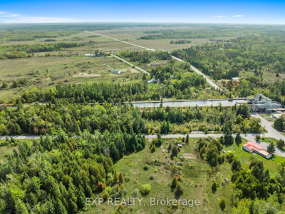 2 Talbot River Road - 2