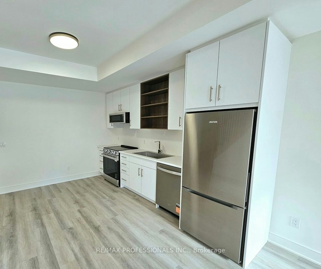 230 Ellis Avenue, St. Catharines, ON, L2P 0H2 - 6