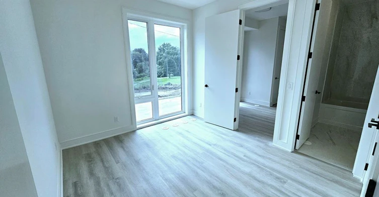 230 Ellis Avenue, St. Catharines, ON, L2P 0H2 - 13