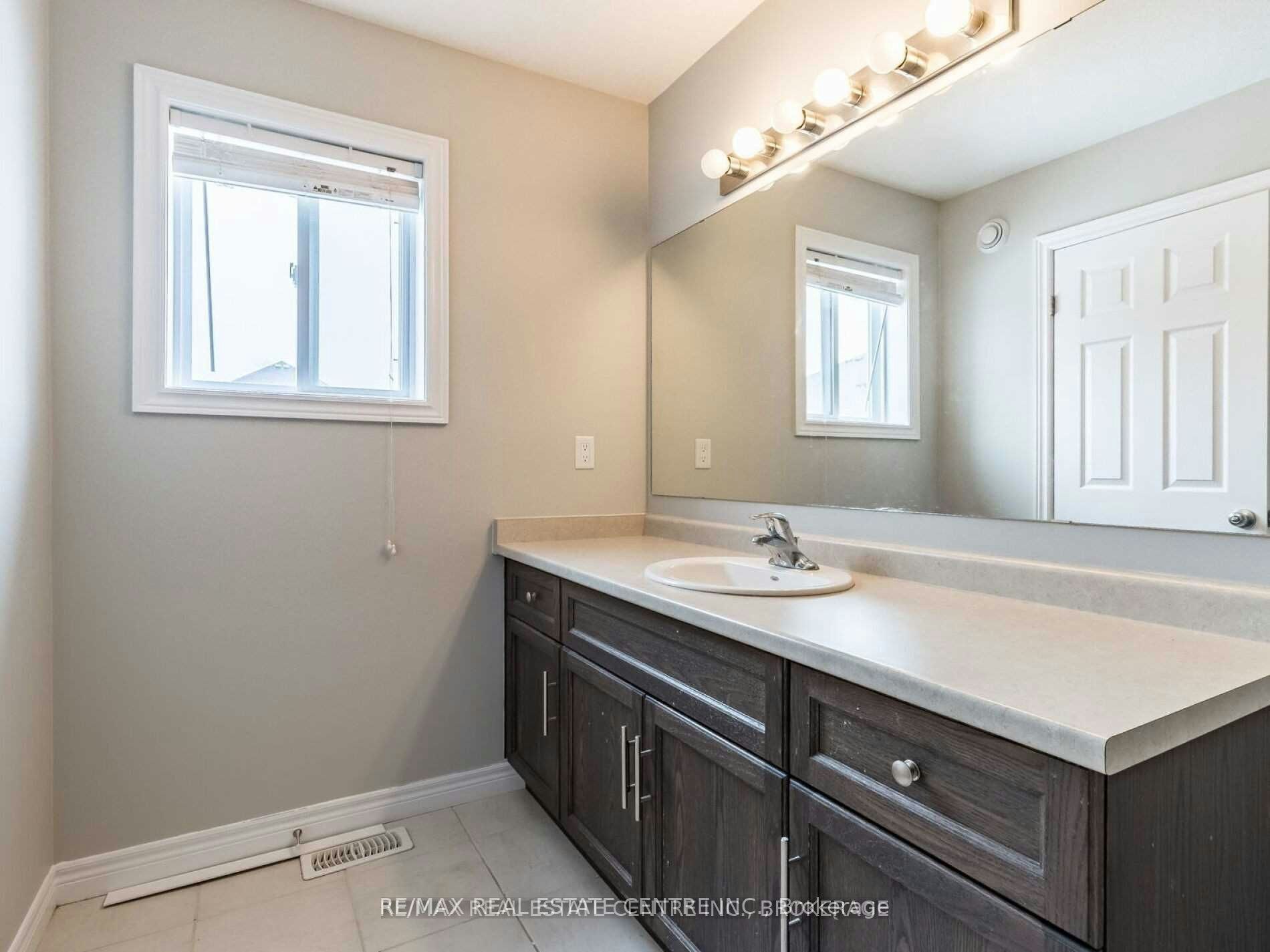 Upper-270 Ambrous Crescent, Guelph, ON, N1G 0G2 - 8