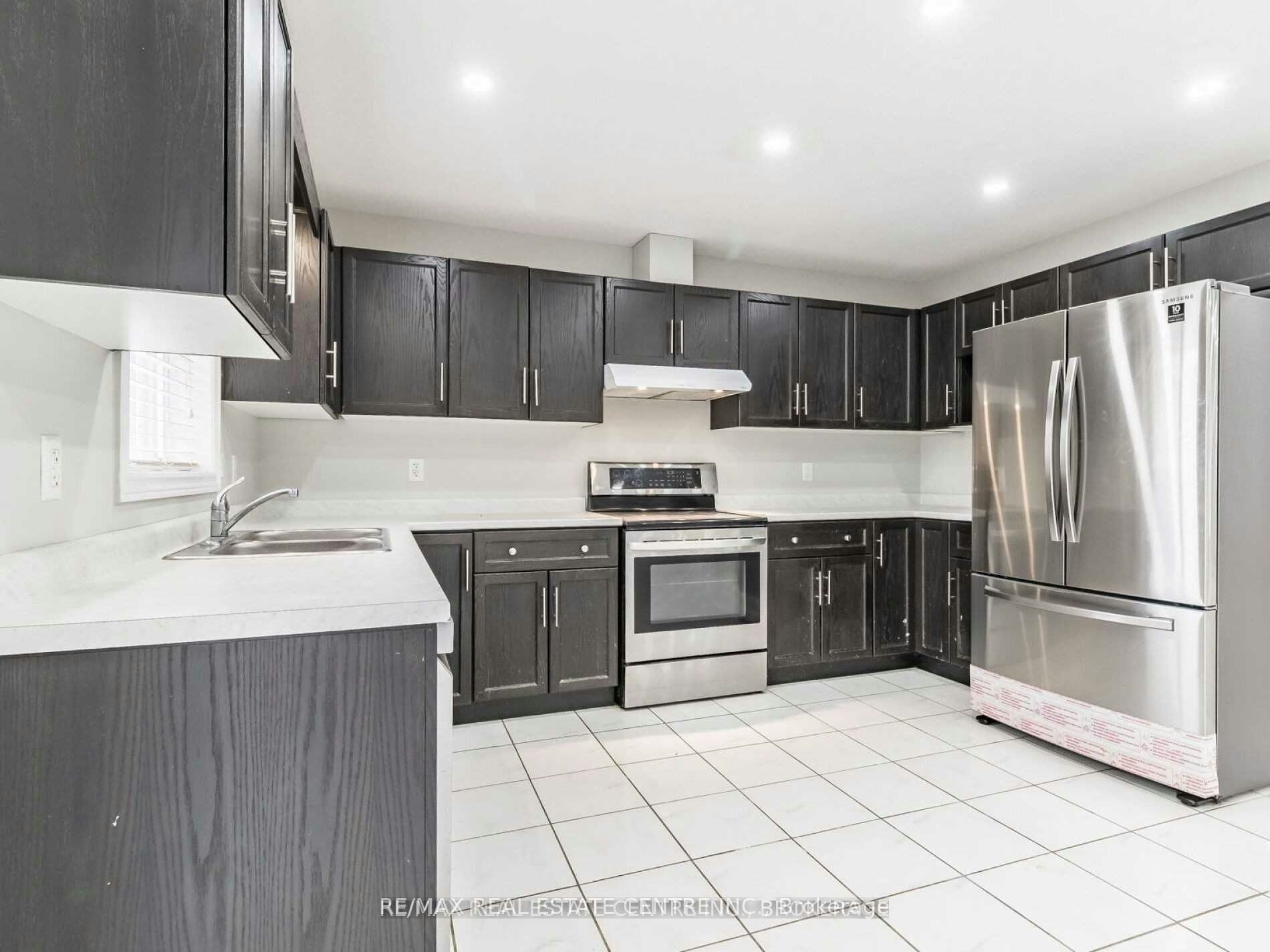 Upper-270 Ambrous Crescent, Guelph, ON, N1G 0G2 - 5