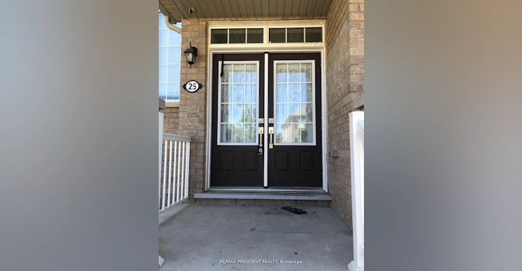 25 Seanesy Drive, Thorold, ON, L3B 0G5 - 3