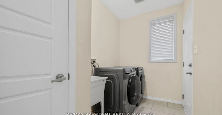 25 Seanesy Drive, Thorold, ON, L3B 0G5 - 23