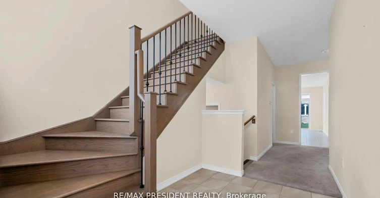25 Seanesy Drive, Thorold, ON, L3B 0G5 - 5