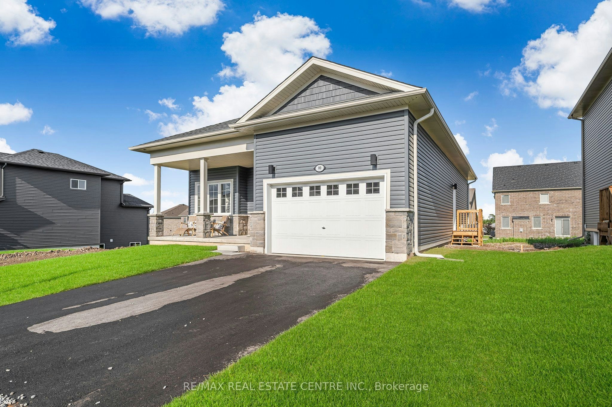 99 Hillcrest Road, Port Colborne, ON, L3K 6E4