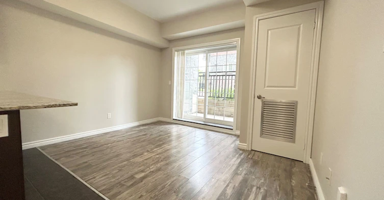 102-5 Rittenhouse Road, Kitchener, ON, N2E 2M8 - 6