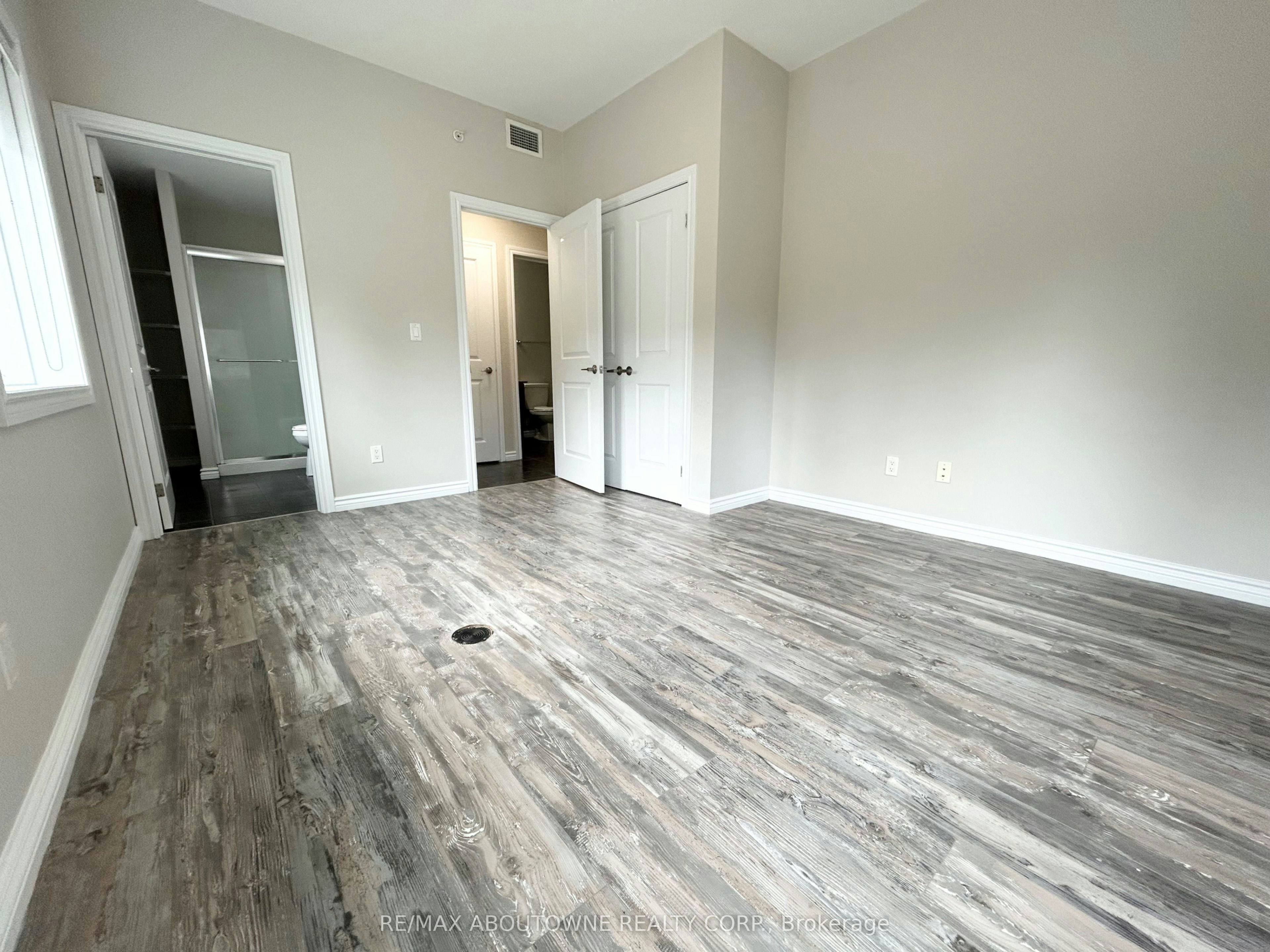 102-5 Rittenhouse Road, Kitchener, ON, N2E 2M8 - 8