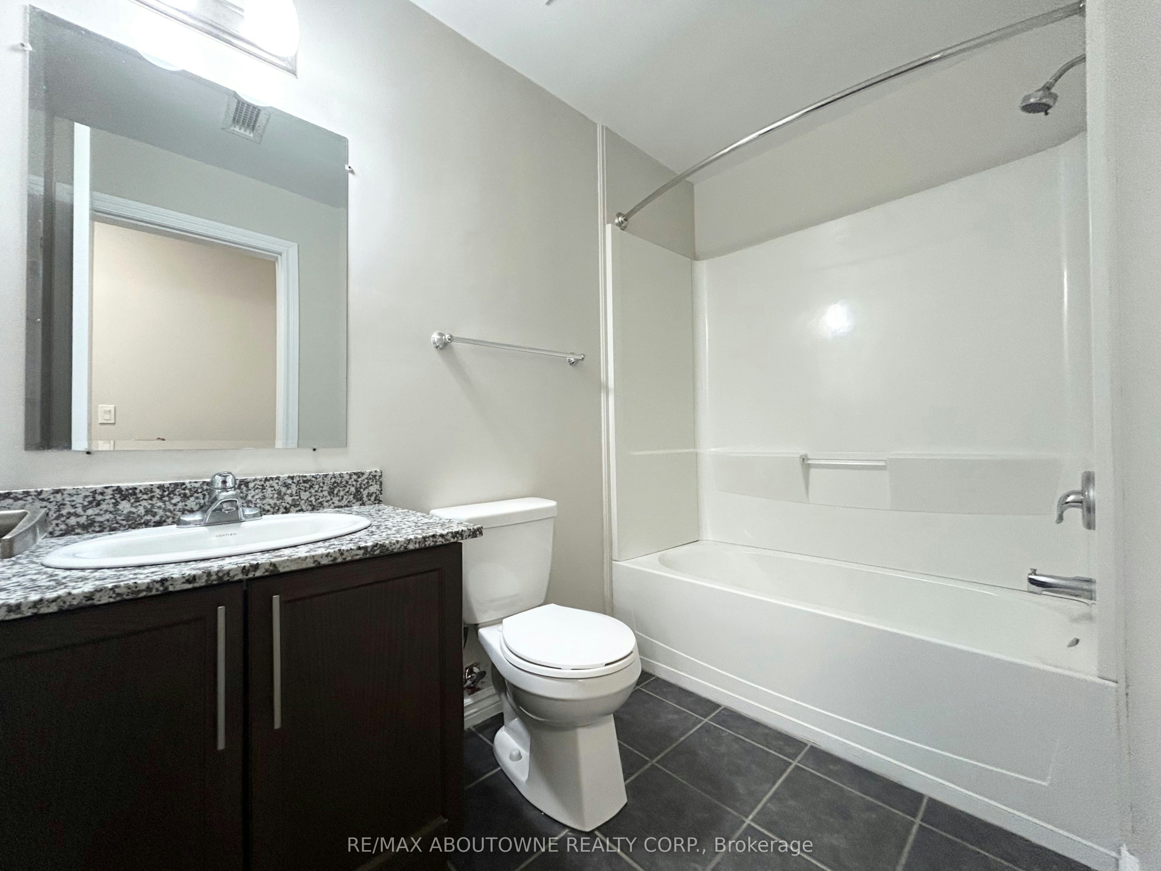 102-5 Rittenhouse Road, Kitchener, ON, N2E 2M8 - 12